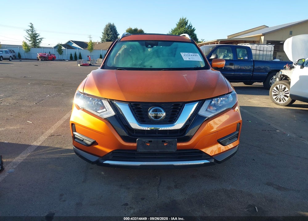 2019 NISSAN ROGUE SV VIN: JN8AT2MV2KW371839