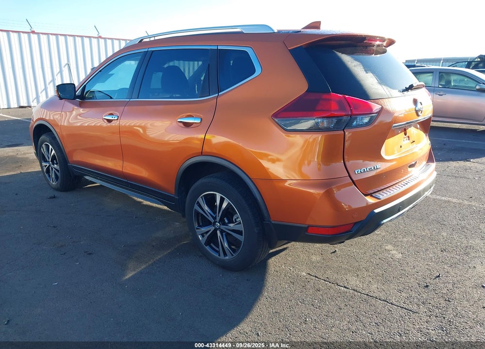 2019 NISSAN ROGUE SV VIN: JN8AT2MV2KW371839