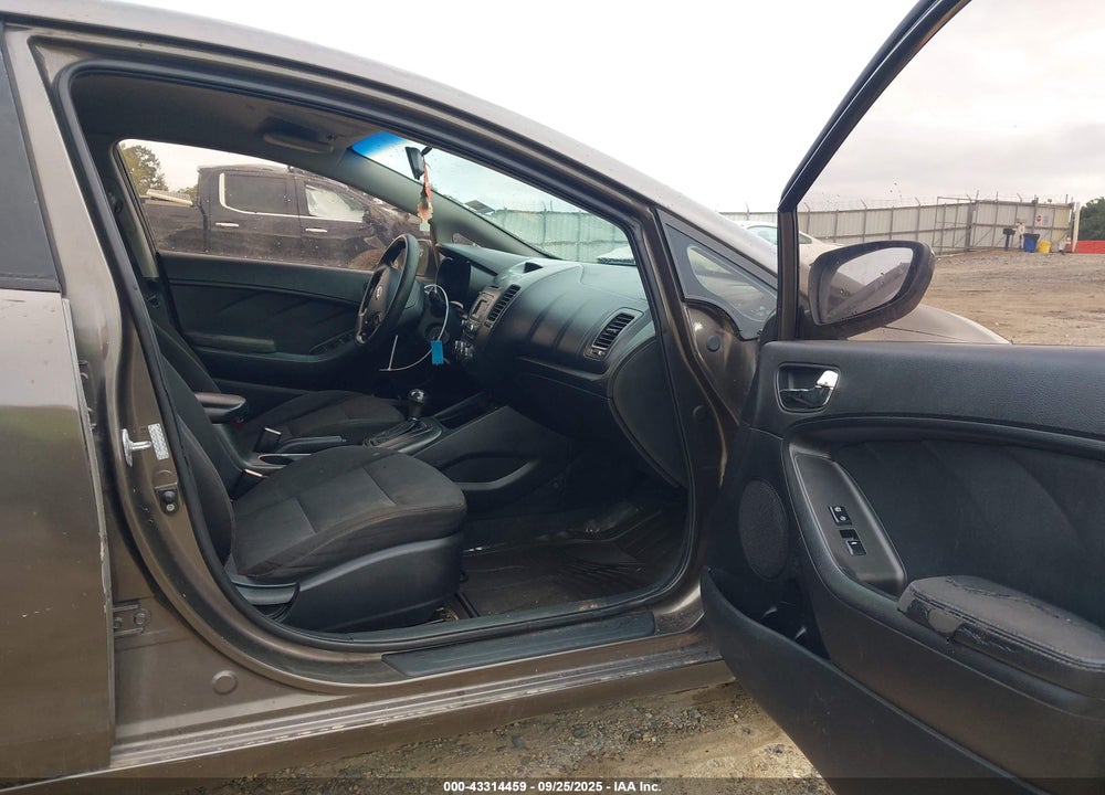 2014 KIA FORTE LX VIN: KNAFK4A63E5062918