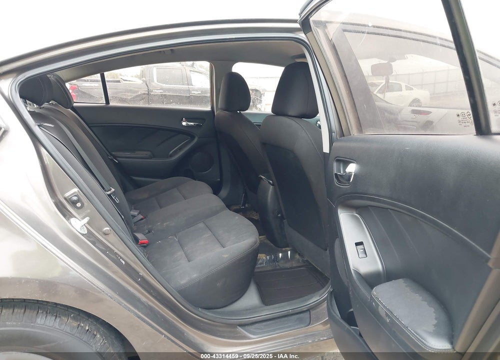 2014 KIA FORTE LX VIN: KNAFK4A63E5062918