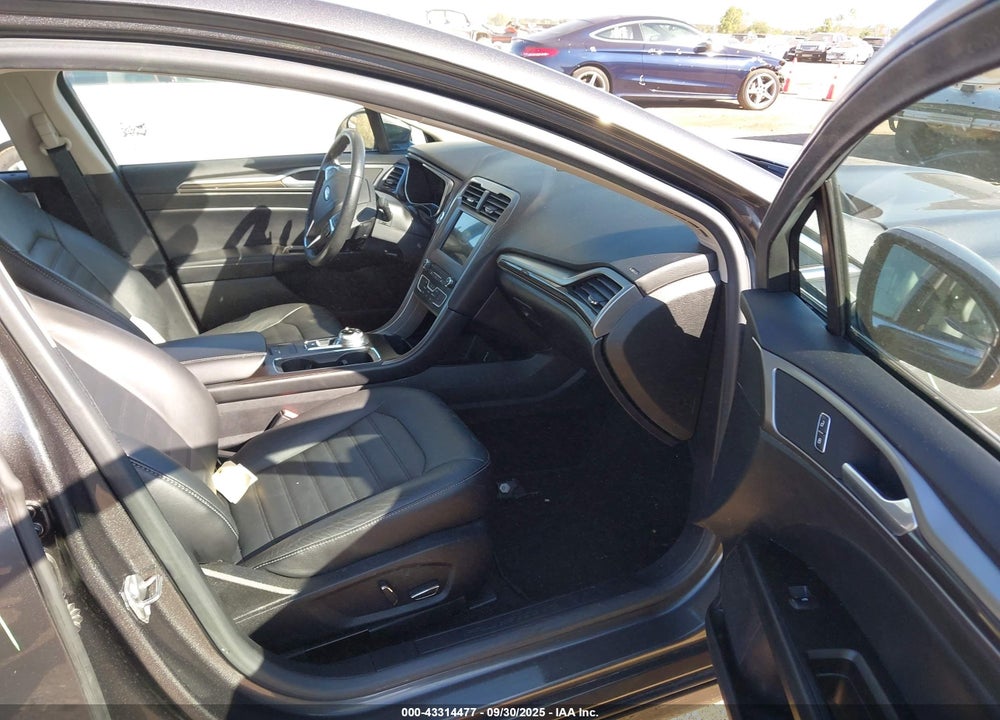 2017 FORD FUSION SE VIN: 3FA6P0HD8HR348532