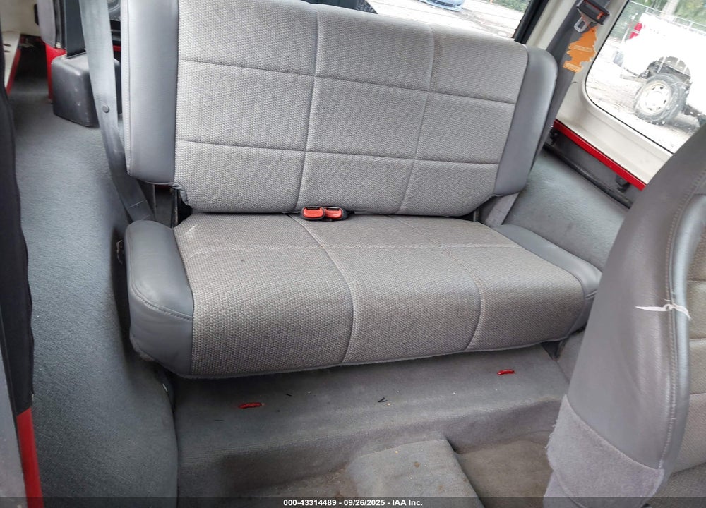 1998 JEEP WRANGLER SE VIN: 1J4FY29P3WP805161