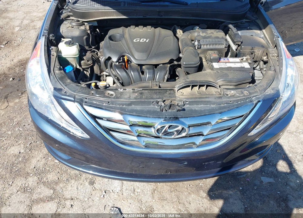 2011 HYUNDAI SONATA VIN: 5NPEC4AC1BH156194