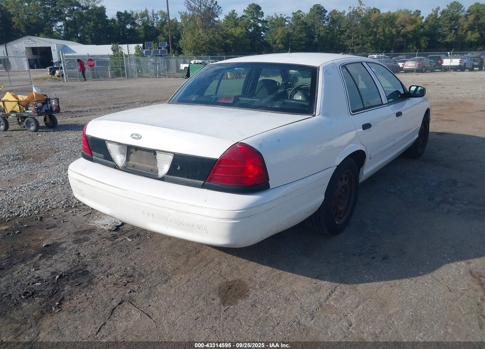 2006 FORD CROWN VICTORIA VIN: 2FAHP71W26X133661