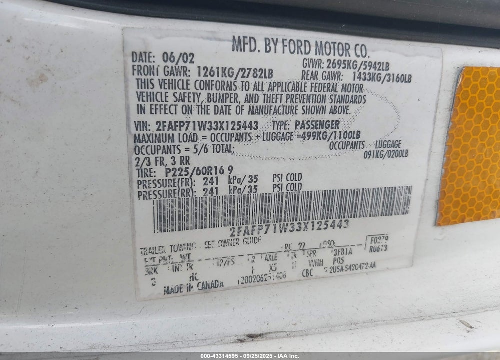 2006 FORD CROWN VICTORIA VIN: 2FAHP71W26X133661