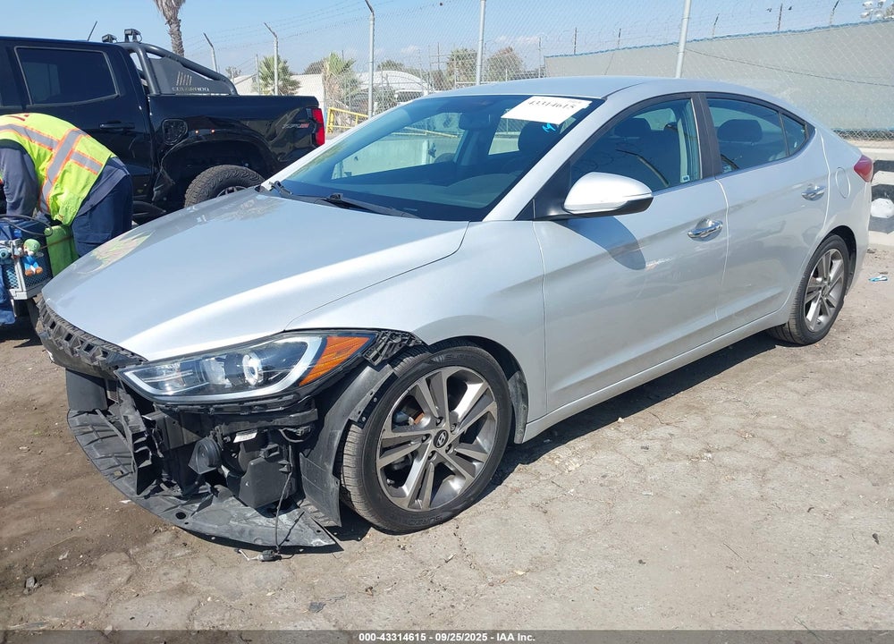 2017 HYUNDAI ELANTRA VIN: 5NPD84LF7HH129207