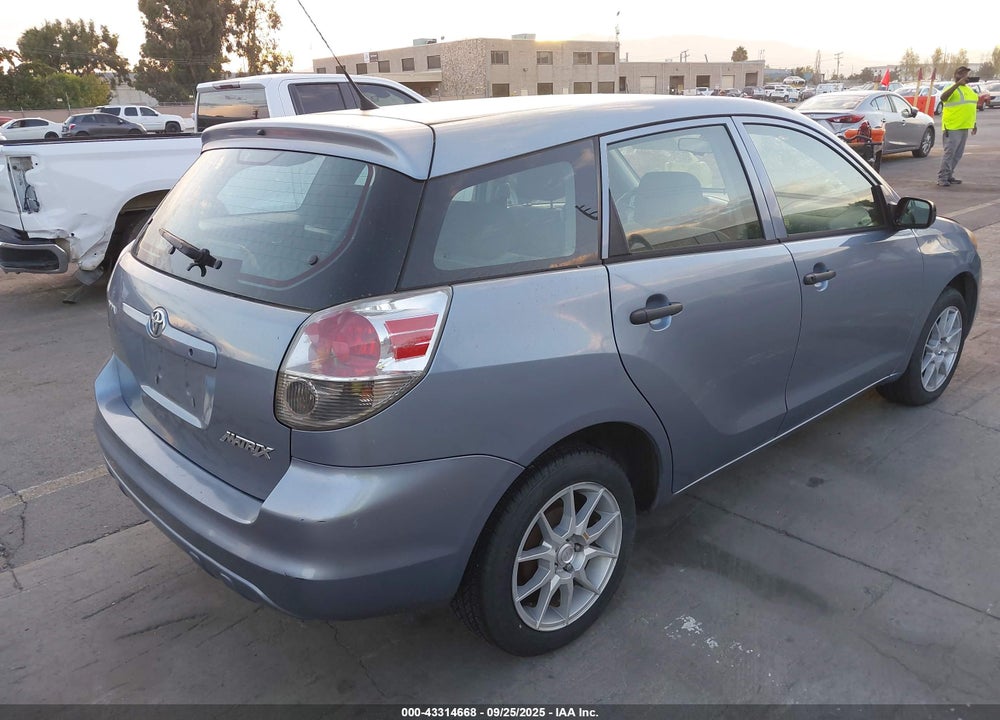 2007 TOYOTA MATRIX VIN: 2T1KR32E97C667884