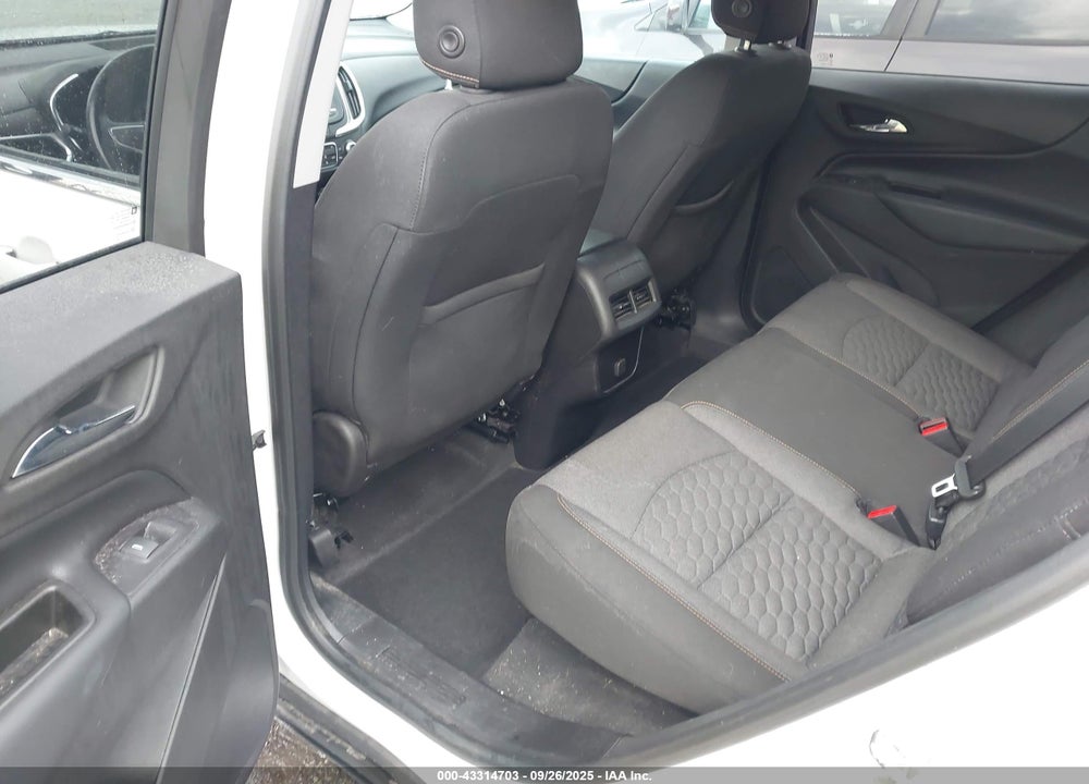 2018 CHEVROLET EQUINOX VIN: 2GNAXJEV8J6287131