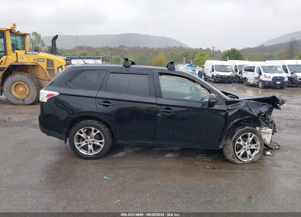 2014 MITSUBISHI OUTLANDER VIN: JA4AZ3A34EZ003629