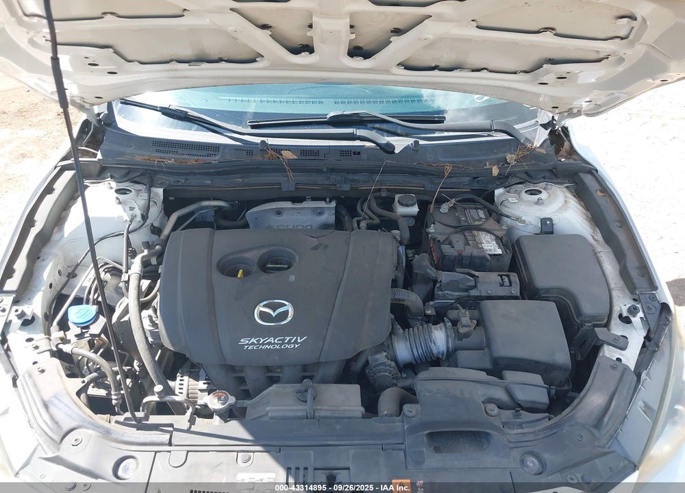 2016 MAZDA 3 VIN: JM1BM1U72G1305546