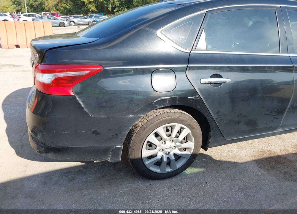 2016 NISSAN SENTRA SV VIN: 3N1AB7AP1GL637398