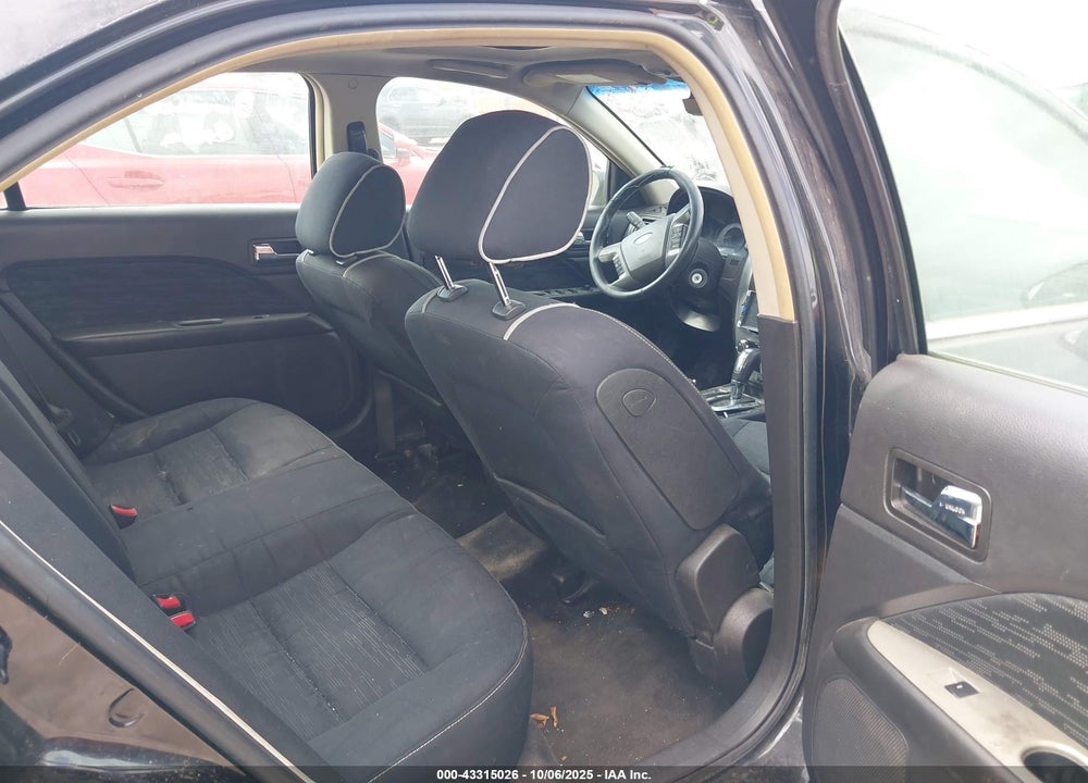 2010 FORD FUSION VIN: 3FAHP0HA4AR427345