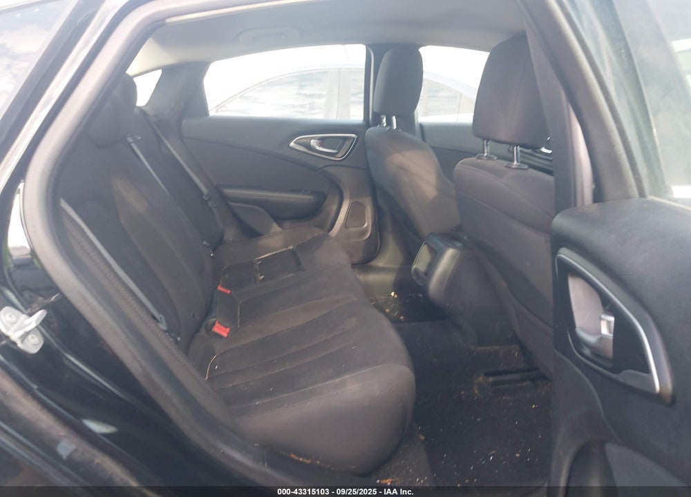 2015 CHRYSLER 200 LIMITED VIN: 1C3CCCAB1FN733373
