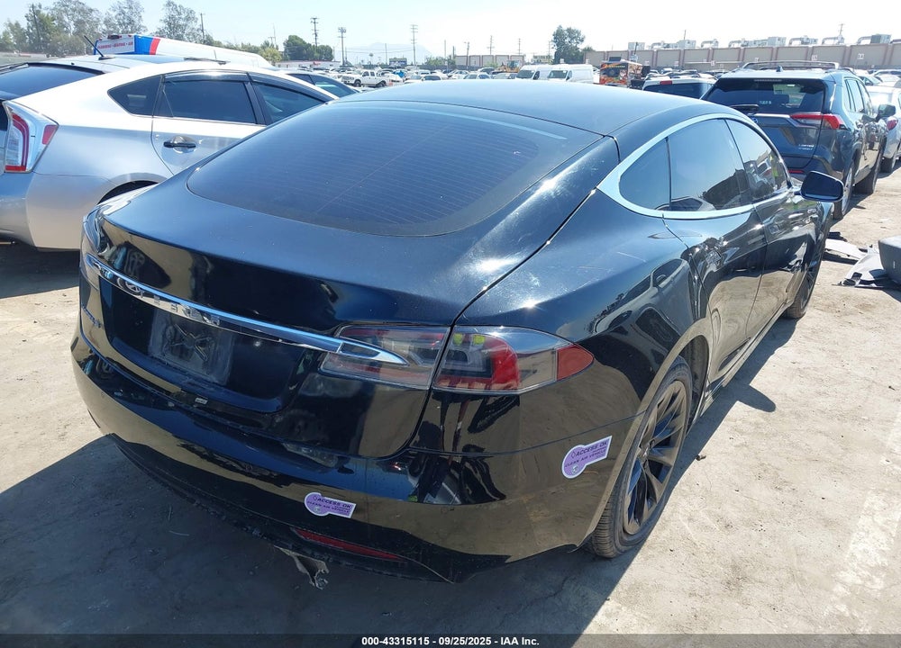 2018 TESLA MODEL S VIN: 5YJSA1E25JF281463