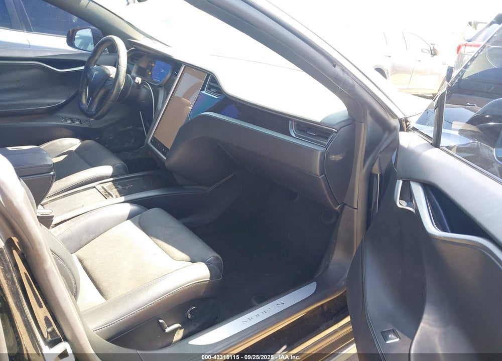 2018 TESLA MODEL S VIN: 5YJSA1E25JF281463