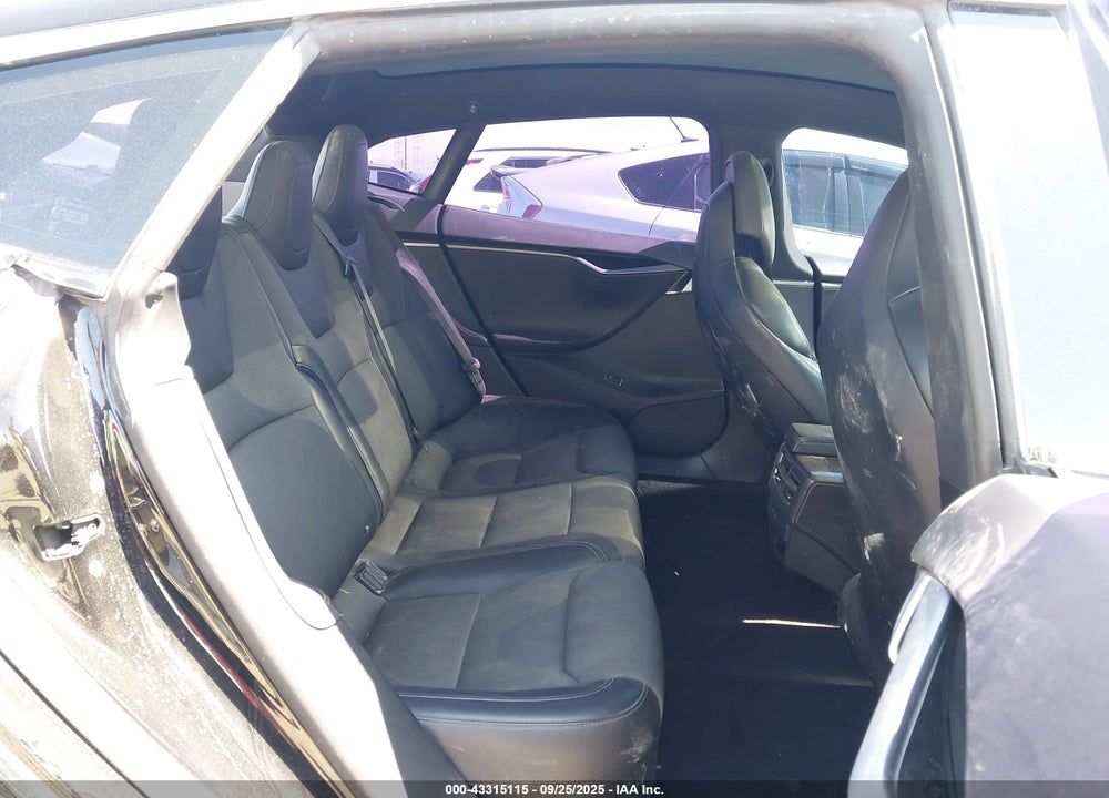 2018 TESLA MODEL S VIN: 5YJSA1E25JF281463