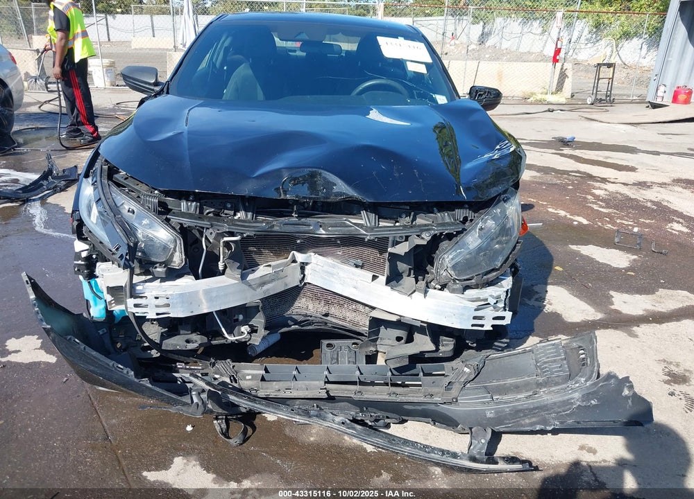 2020 HONDA CIVIC VIN: 2HGFC4B63LH300126