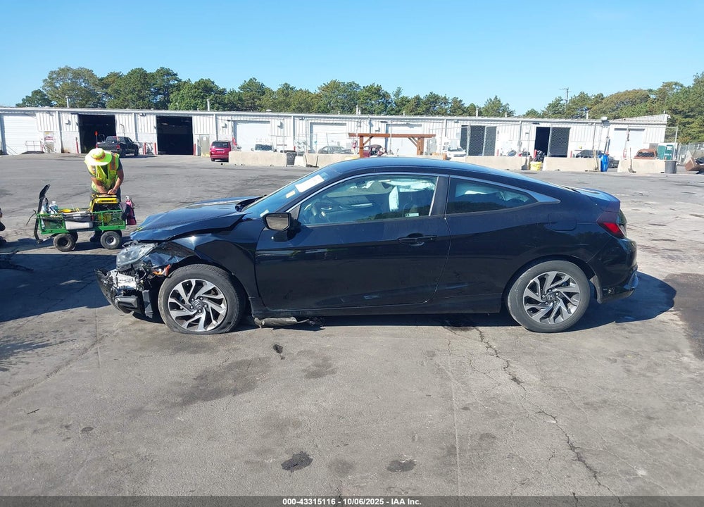 2020 HONDA CIVIC VIN: 2HGFC4B63LH300126