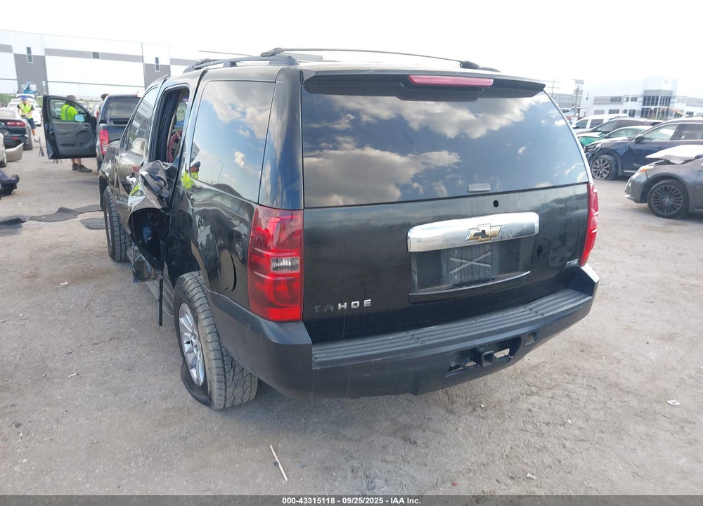 2007 CHEVROLET TAHOE VIN: 1GNFC13047R406069
