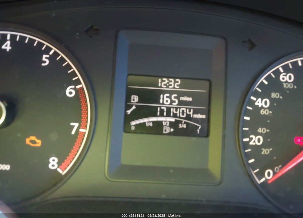 2011 VOLKSWAGEN JETTA VIN: 3VWLZ7AJ0BM045309