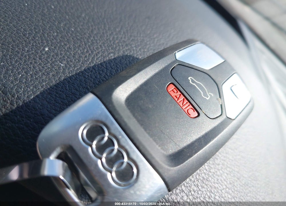 2017 AUDI A4 2.0T PREMIUM VIN: WAUFNAF42HA158645