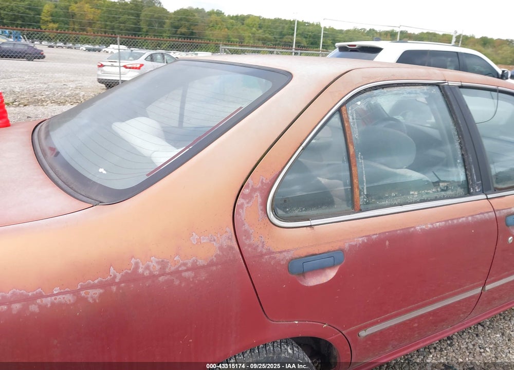 1998 NISSAN SENTRA GXE/XE VIN: 3N1AB41D3WL055368