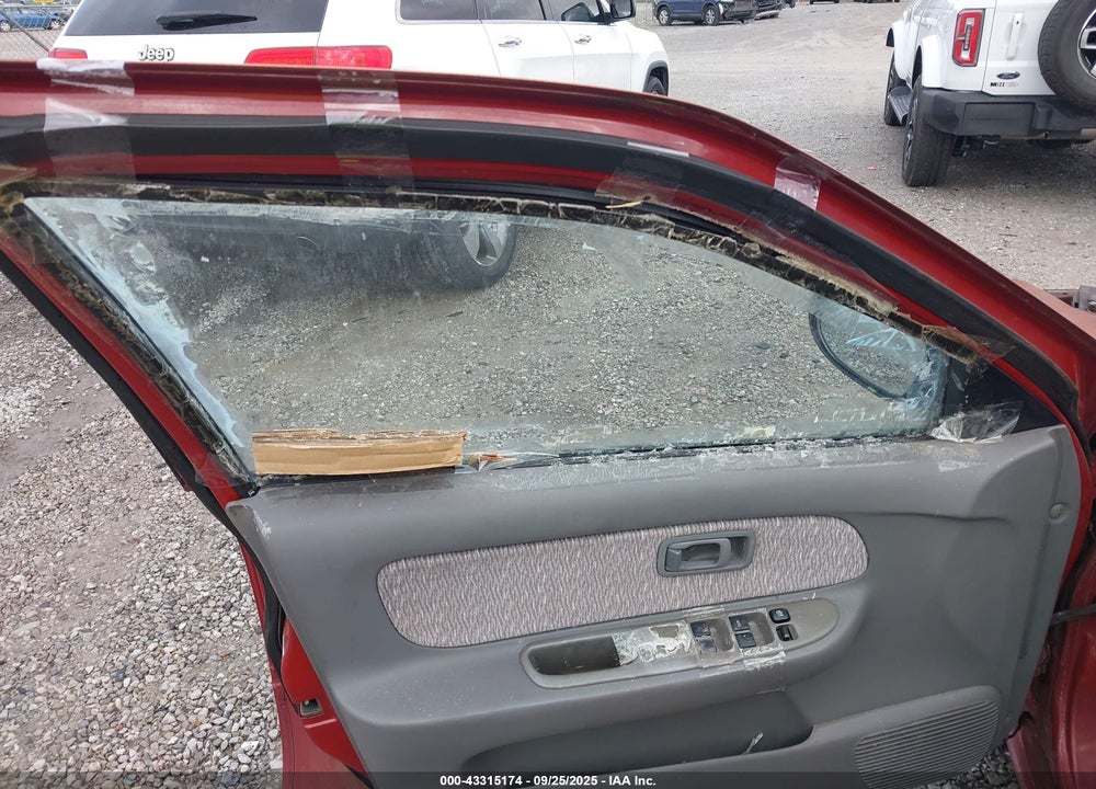 1998 NISSAN SENTRA GXE/XE VIN: 3N1AB41D3WL055368
