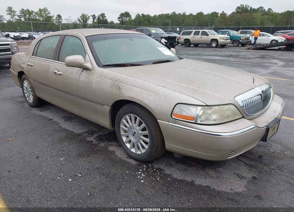 2004 LINCOLN TOWN CAR ULTIMATE VIN: 1LNHM83W44Y674497