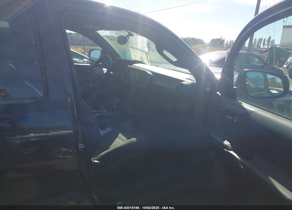 2016 TOYOTA TACOMA TRD SPORT VIN: 3TMCZ5AN2GM007677