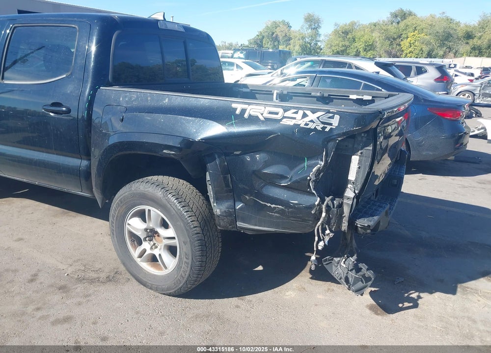 2016 TOYOTA TACOMA TRD SPORT VIN: 3TMCZ5AN2GM007677