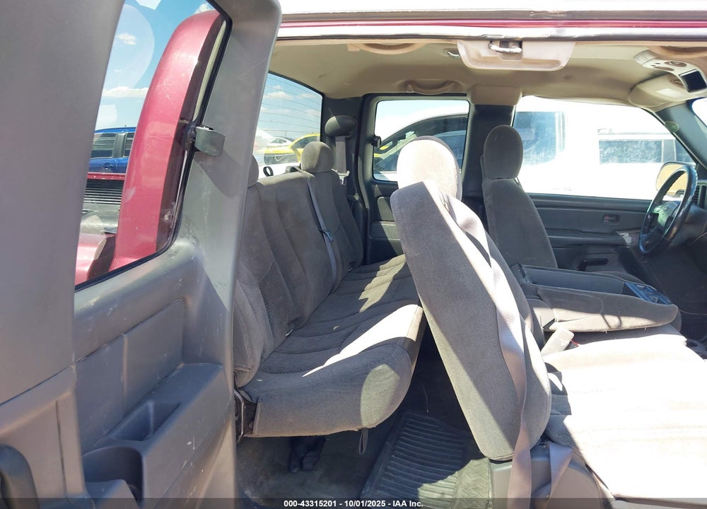 2006 CHEVROLET SILVERADO 1500 LT1 VIN: 1GCEK19B06E167108