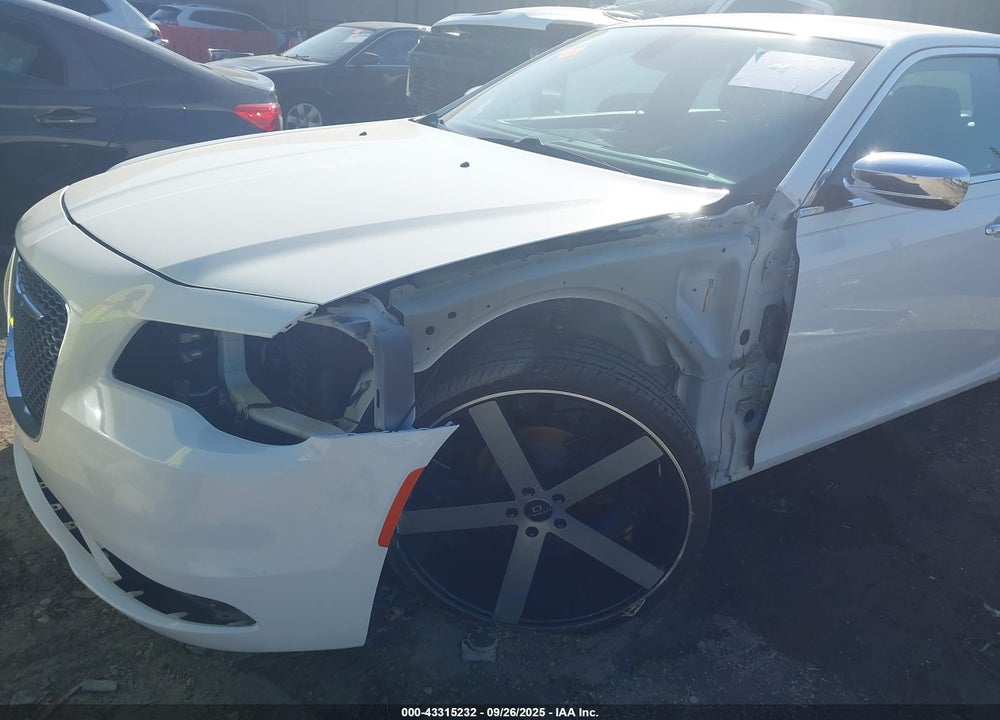 2018 CHRYSLER 300 LIMITED VIN: 2C3CCAEG9JH291972