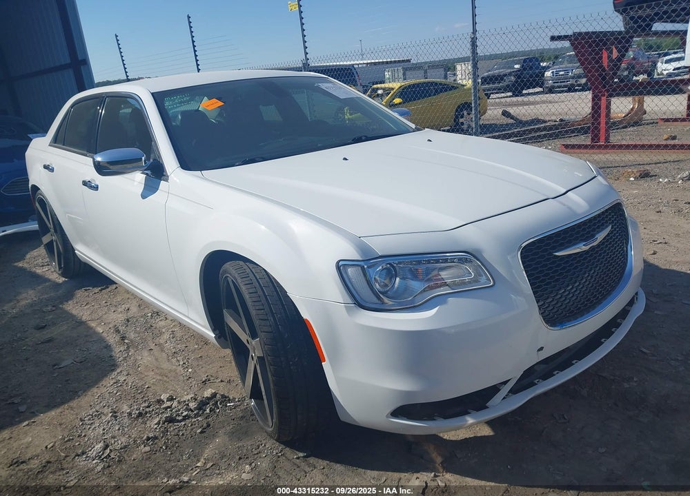 2018 CHRYSLER 300 LIMITED VIN: 2C3CCAEG9JH291972