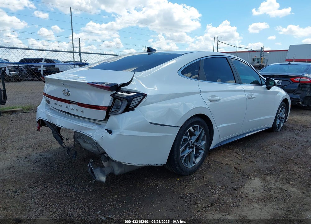 2022 HYUNDAI SONATA SEL VIN: KMHL64JA2NA210266
