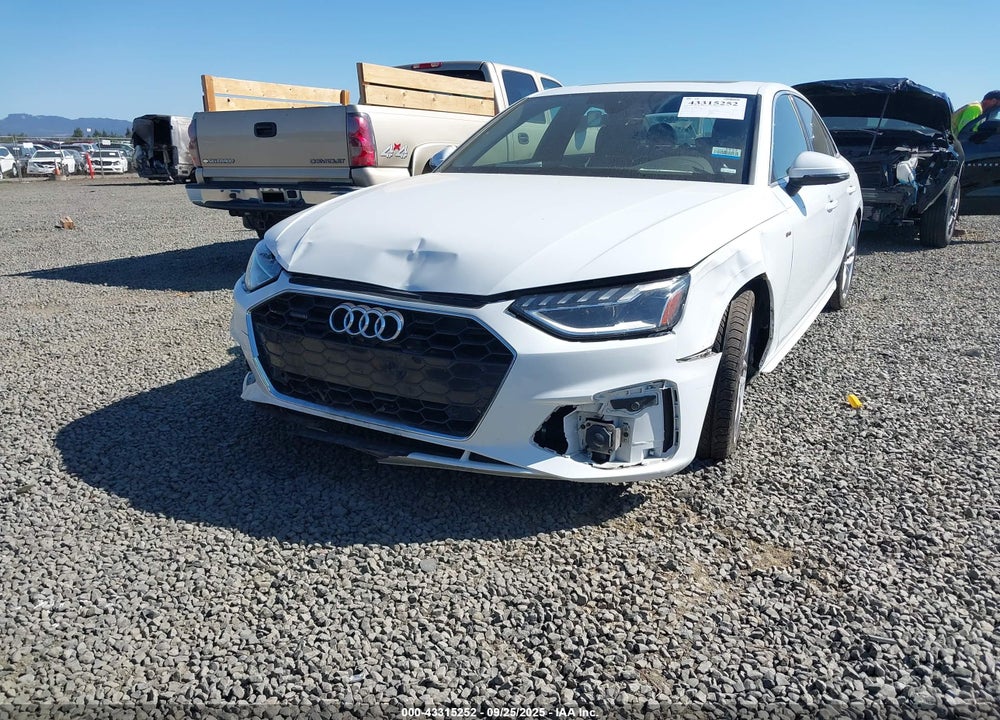 2024 AUDI A4 VIN: WAUEAAF46RN012881