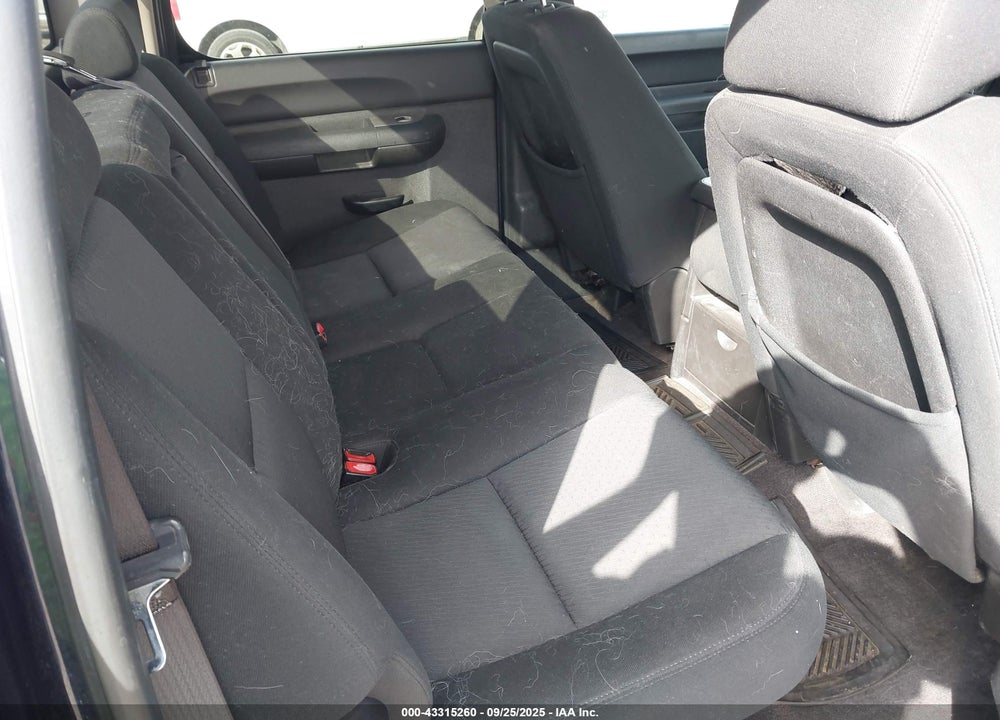 2010 CHEVROLET SILVERADO 1500 VIN: 3GCRKSEA7AG264103