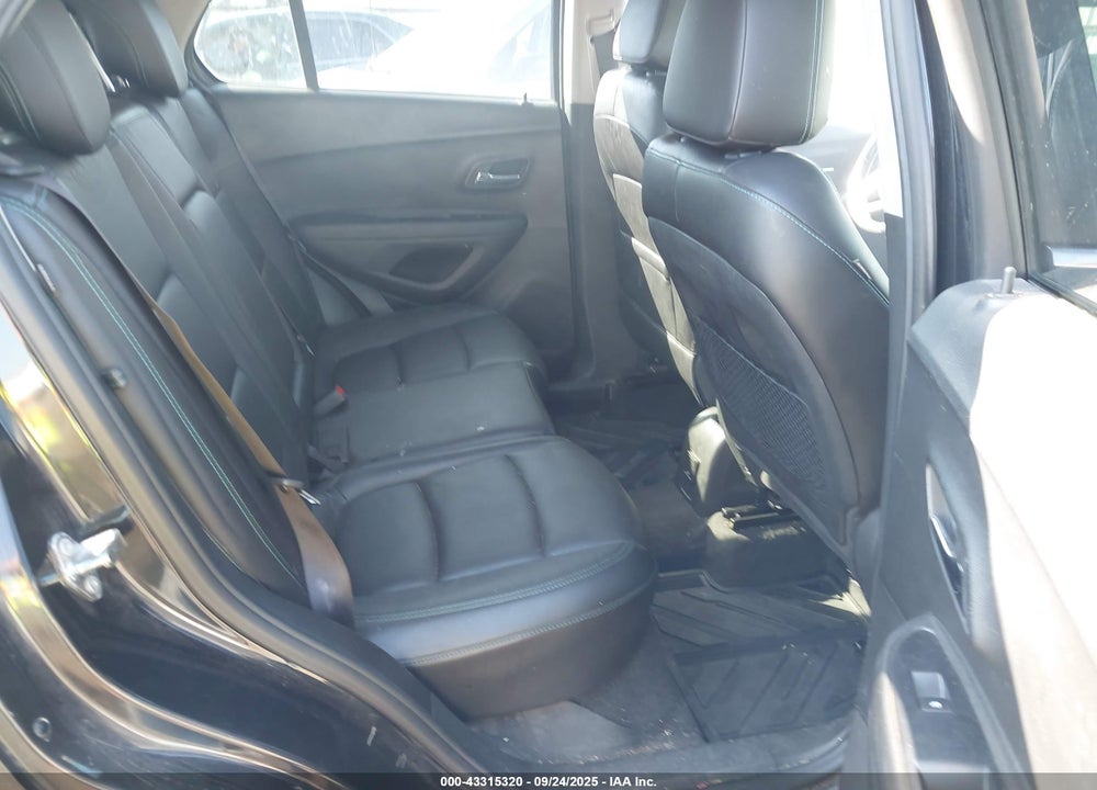 2015 CHEVROLET TRAX VIN: 3GNCJTSB5FL230372
