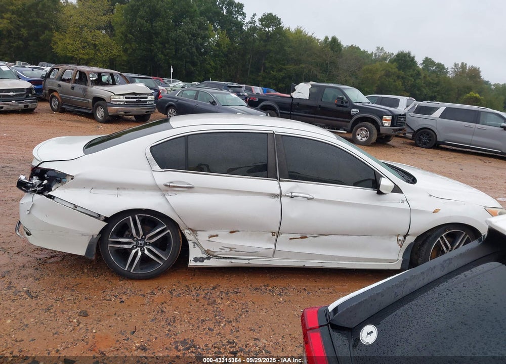 2017 HONDA ACCORD VIN: 1HGCR2F14HA001271