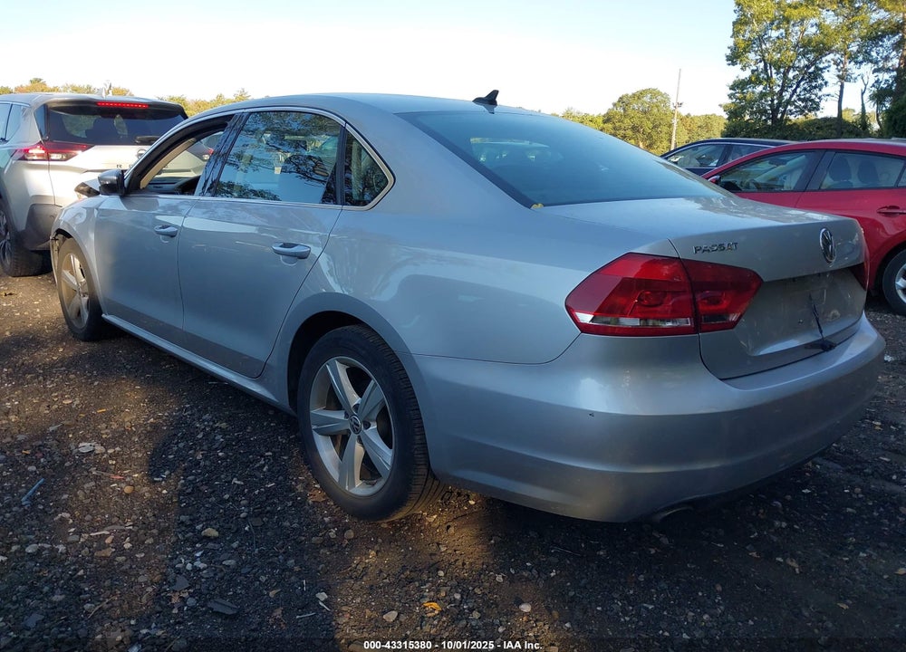 2012 VOLKSWAGEN PASSAT VIN: 1VWBP7A37CC099812