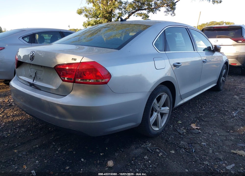 2012 VOLKSWAGEN PASSAT VIN: 1VWBP7A37CC099812