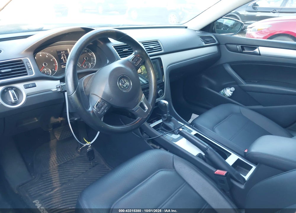 2012 VOLKSWAGEN PASSAT VIN: 1VWBP7A37CC099812