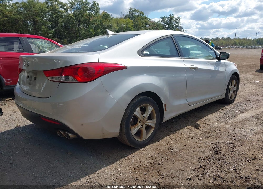 2013 HYUNDAI ELANTRA VIN: KMHDH6AE1DU007007
