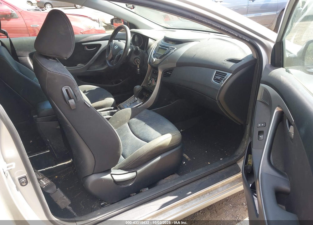 2013 HYUNDAI ELANTRA VIN: KMHDH6AE1DU007007