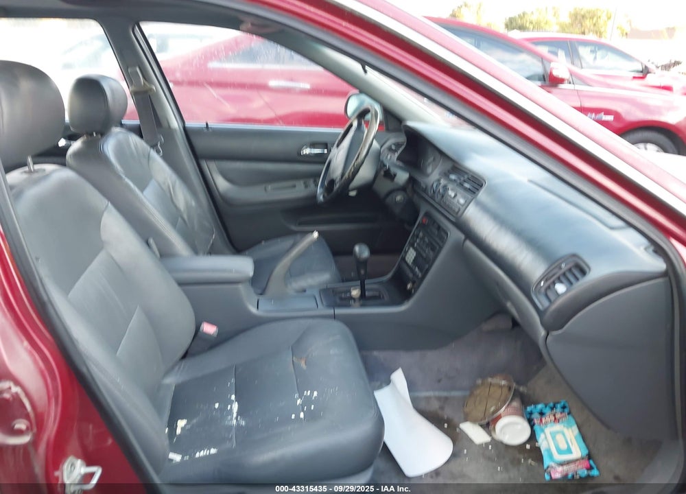 1994 HONDA ACCORD EX VIN: JHMCD5664RC011667