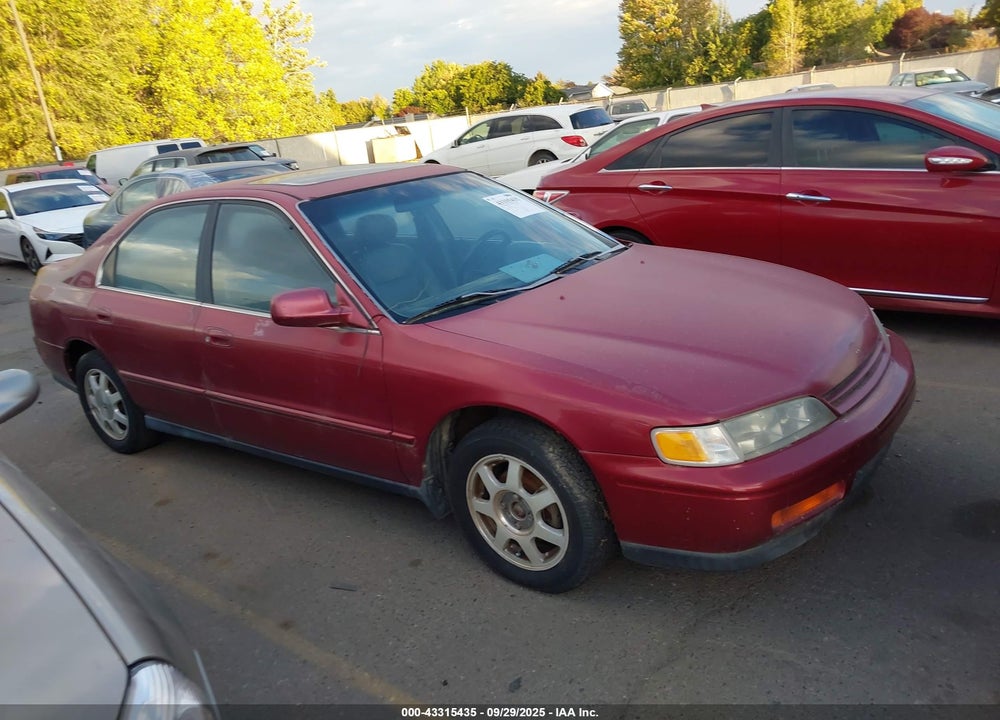 1994 HONDA ACCORD EX VIN: JHMCD5664RC011667