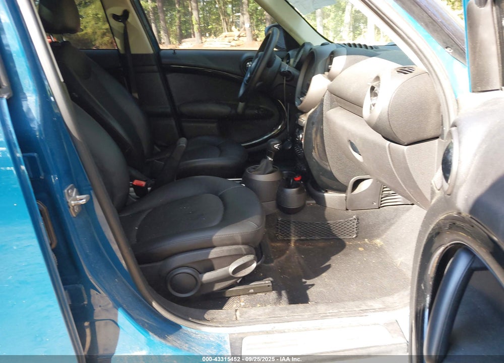 2012 MINI COOPER VIN: WMWZB3C56CWM03246