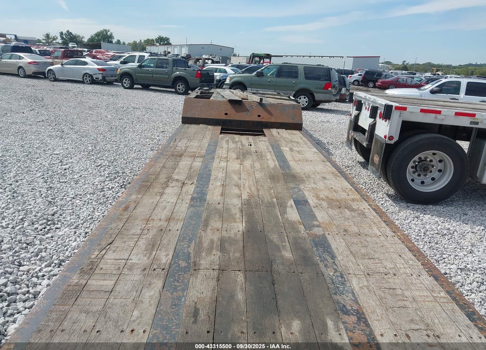 2014 FONTAINE TRAILER CO RENEGADE VIN: 13N348201E3560799