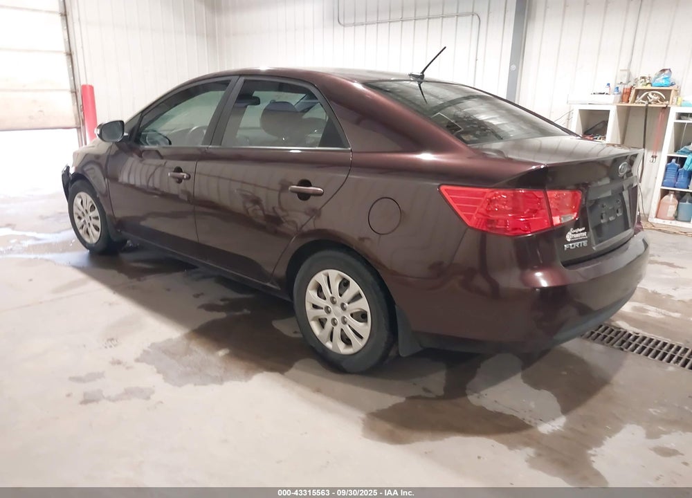 2010 KIA FORTE EX VIN: KNAFU4A26A5855308