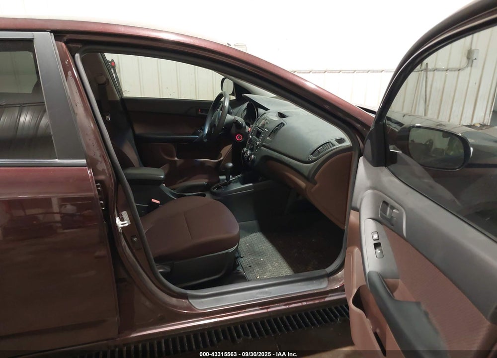 2010 KIA FORTE EX VIN: KNAFU4A26A5855308