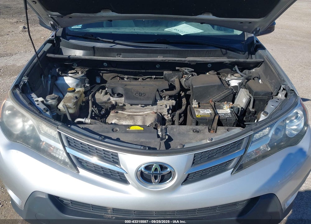 2015 TOYOTA RAV4 LE VIN: 2T3ZFREV7FW190267